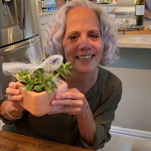 Meet your Posher, Teresa